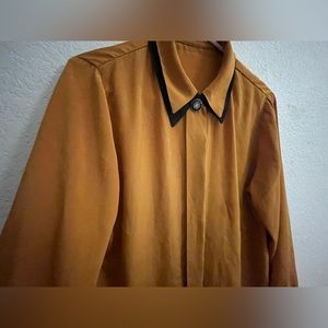 Gorgeous gold vintage blouse with bold button. Silky & sexy. No tag, size XS